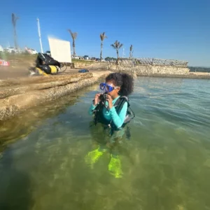 Alternative view of DISCOVER SCUBA DIVING